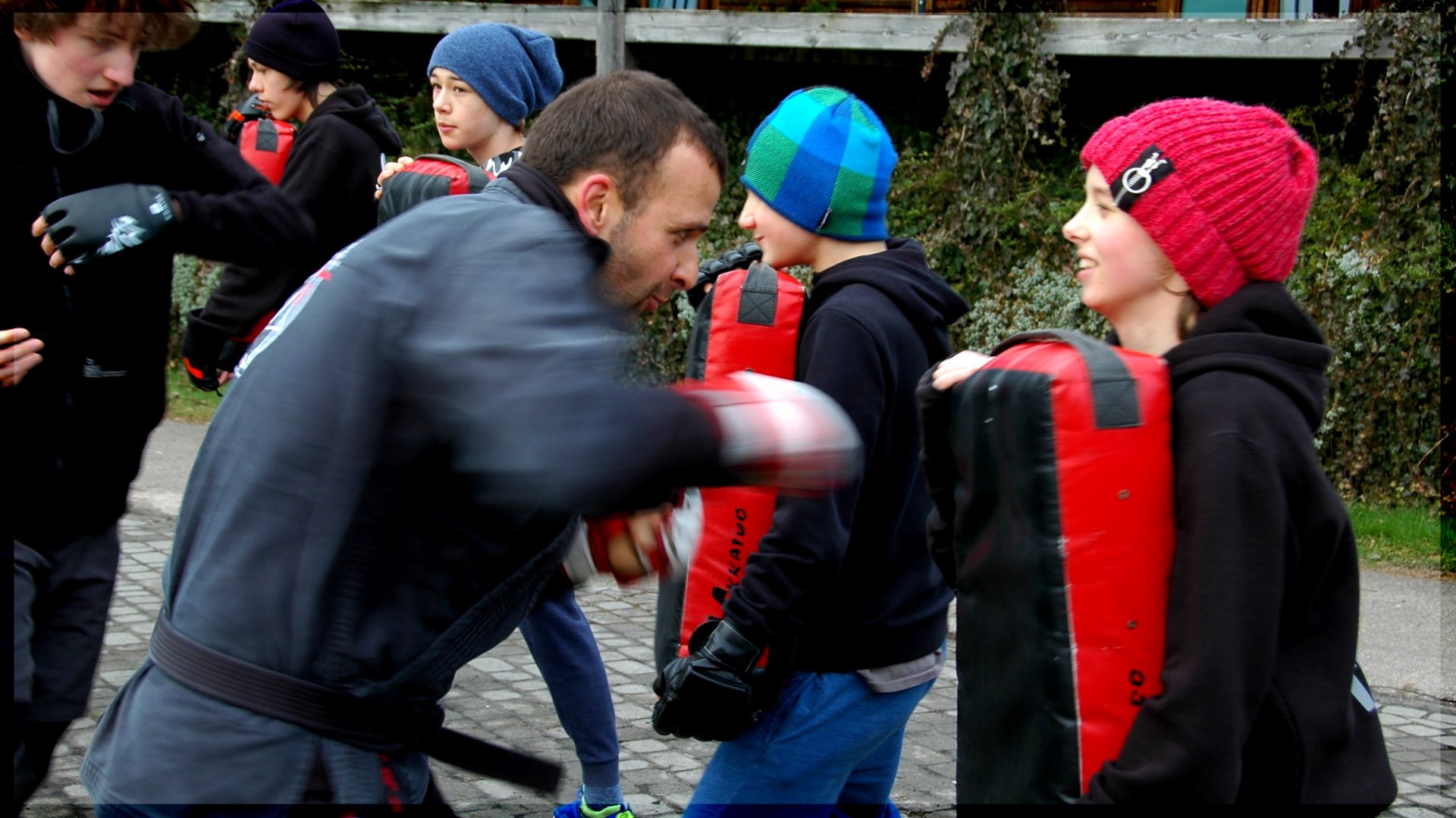 Trening nad jeziorem - obóz Kung Fu
